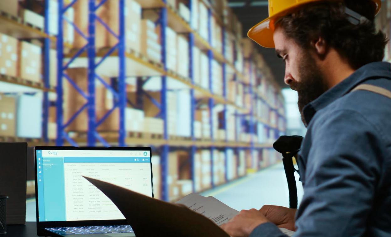 Business Case para la Automatización de Almacenes: Cómo presentar el ROI de proyectos de IA y IoT ante la dirección financiera